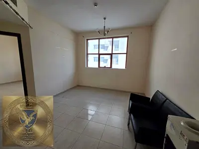 شقه غرفه وصاله اطلاله مفتوحه باركن ترابي متوفر مبني جديد صيانه مجانيه تسهيلات بالسداد قريب من عمر ماركت ع الشارع العام