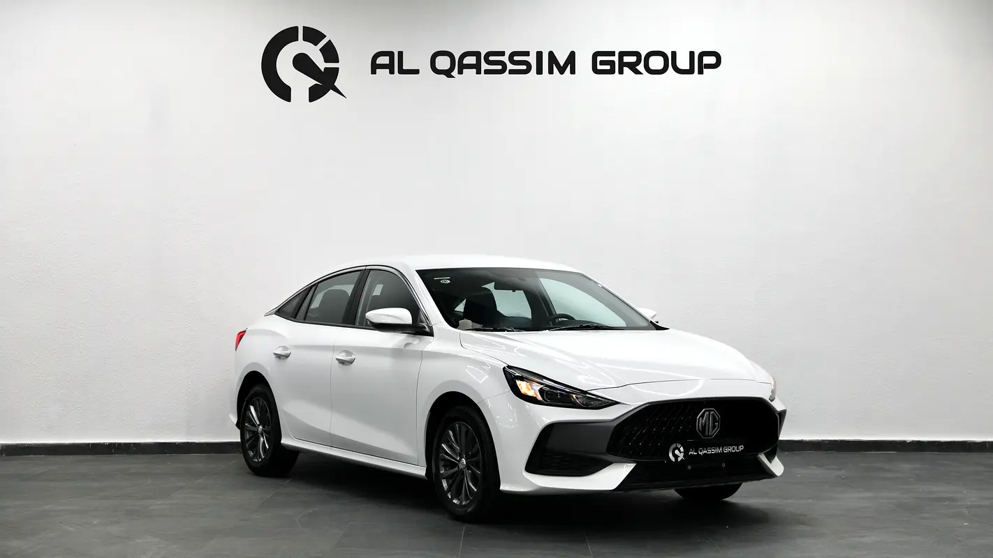 MG MG5 2025 — photo 1 of 14