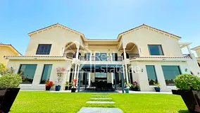 EXCLUSIVE | Upgraded | Atlantis View | 6BR Villa | Vacant