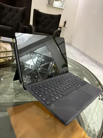 2019 Surface Pro 7 + keyboard + pen