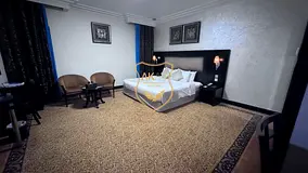 NO DEPOSIT 12 CHEQ INCLUDING ALL BILL GYM POOL PARKING WI-FI FREE