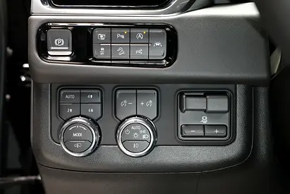 صورة مصغرة 15 لـ 2025 GMC YUKON
