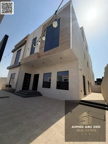 فيلا زاوية للبيع في الحليو 2 – 7 غرف نوم وغرفة خادمة مع صالة ومجلس وتكييف مركزي – مساحة بناء 4800 قدم وأرض 3735 قدم – السعر 2,290,000 شامل التسجيل