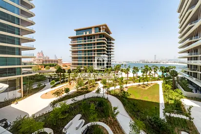 Luxurious Apartment | Prime Location | High ROI