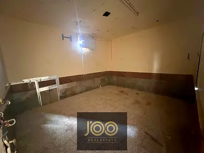 Workers' accommodation consisting of 3 rooms and 2 bathrooms | In a prime location | Area full of s