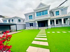 Easy access to E311 | Ready to Move In | 5Bedroom + maid's room