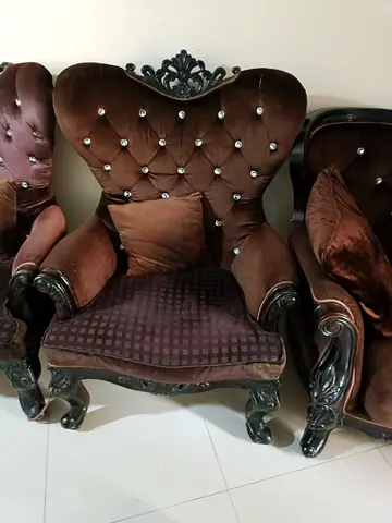 4 seater sofa for sale with cofee table