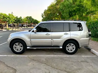 Mitsubishi Pajero GLS, миниатюра 5