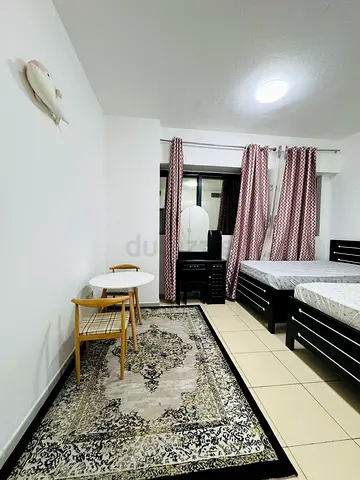 Couple Master Room available For Rent