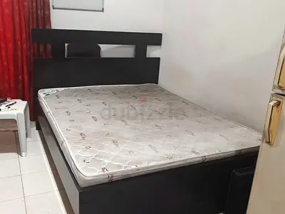 Black Queen Size Bed with Matress