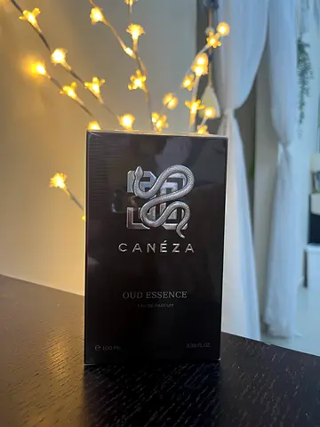 Canéza oud essence