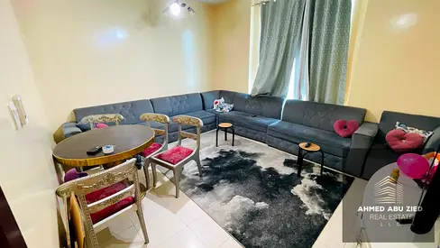 Two bedrooms, one of which is a master bedroom, large living room, closed kitchen, two bathrooms, h