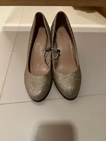 Brand New Celeste Heels (Size 39)