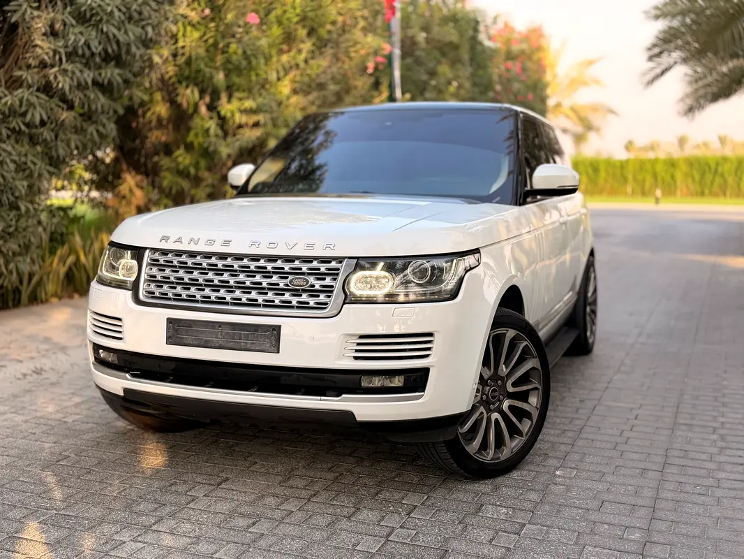 Land Rover Range Rover 2015 — photo 1 of 15