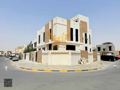 فيلا فاخرة للبيع مع مسبح خاص بأرقي مناطق عجمان الزاهية
