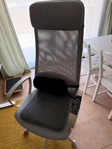 IKEA OFFICE CHAIR (MARKUS Office chair, Vissle light grey)