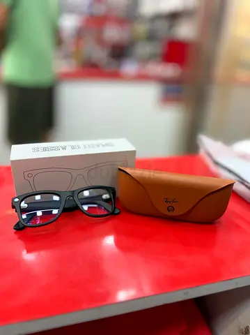 Ray-Ban Meta Wayfarer Smart Glasses with Case - Clone