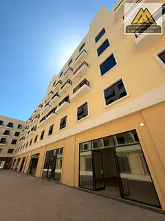 First tenant | Excellent space | Central air conditioning | Prime location directly on Sheikh Mohamm