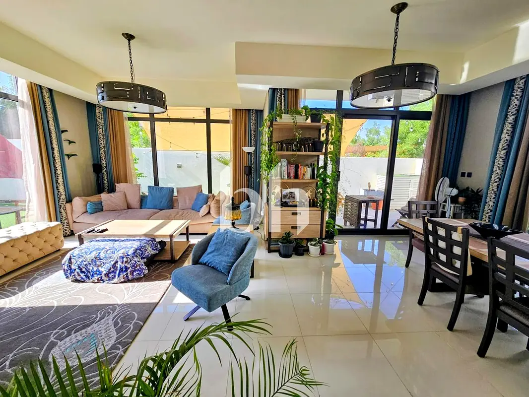 Single Row | Large Garden | Furnished | Exclusive