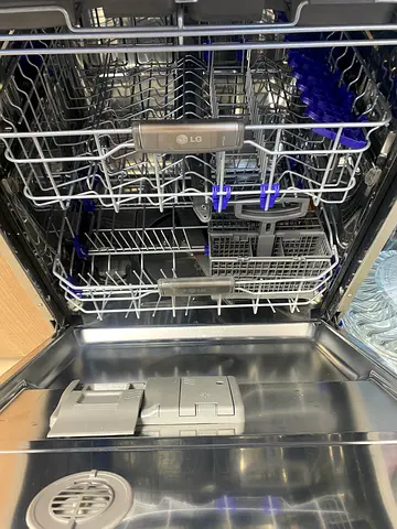 LG DishWasher D1495CF