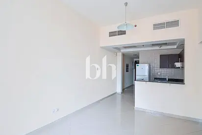 Higher Floor | Vacant Soon | 1br | Balcony