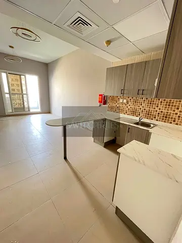 Elegant & Bright Spacious Studio | Ready to Move | Next To Souq Extra