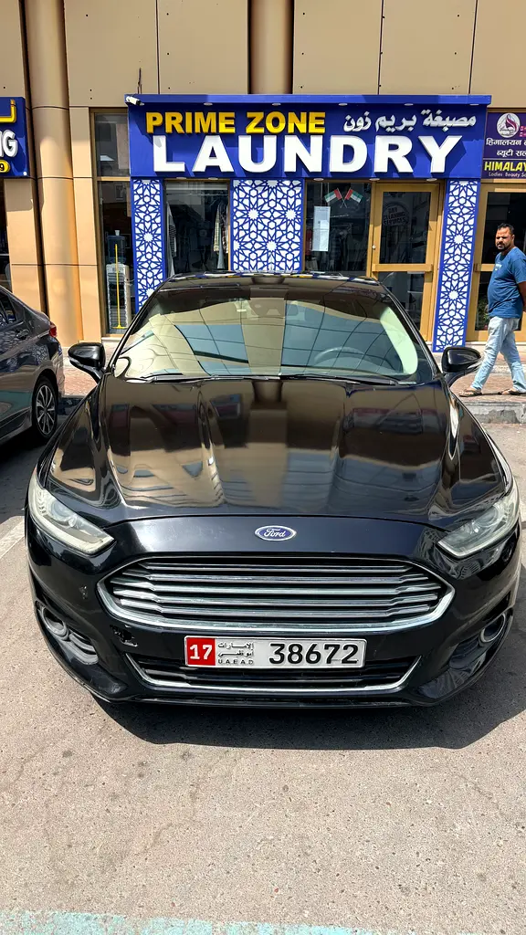 Ford Fusion 2015 — photo 1 of 5