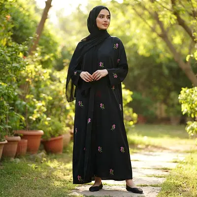Floral Embroidered Abaya 🌸