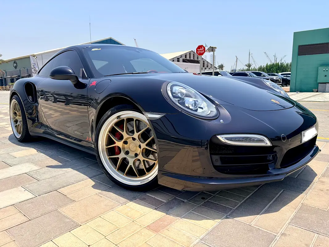 Porsche 911 2014 — photo 1 of 14