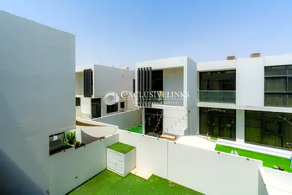 Vacant Now | Modern Living | 3 Bedroom Townhouse