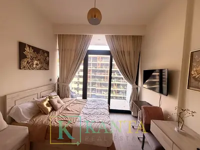pool views | furnished Studio | High Floor