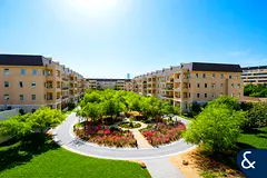 Two Bedroom I 1,915 Sqft I Courtyard View