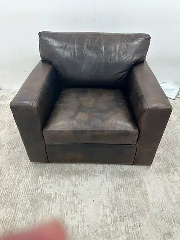 Cratebarrel single sofa
