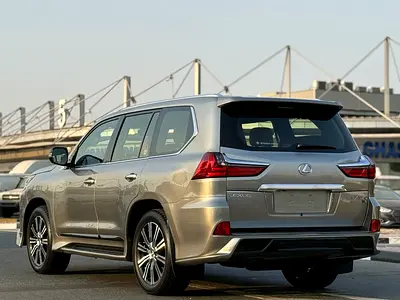 صورة مصغرة 6 لـ 2019 Lexus LX-SERIES