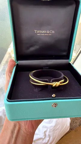 Tiffany  Co. Gold Knot Bracelet in Original Box