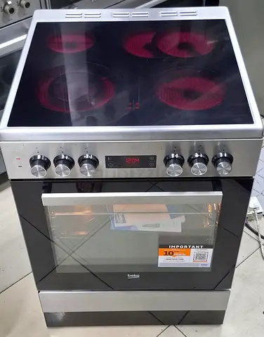 Electric top ceramic cooker 4 hubs