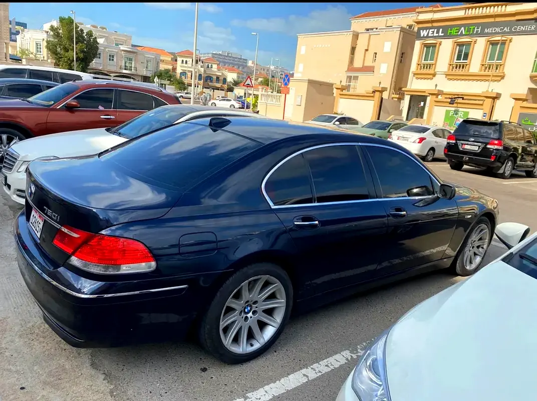 BMW 7-Series 2006 — photo 1 of 8