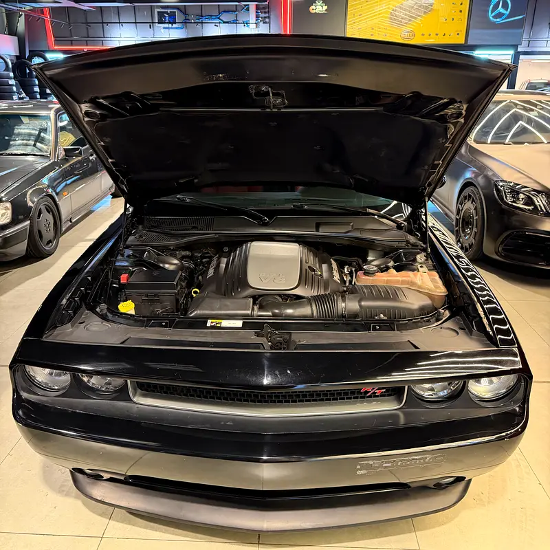 Dodge Challenger 2013 — photo 1 of 10