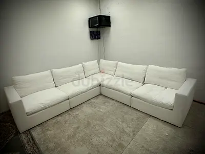 Like new condition ws living modular sofa