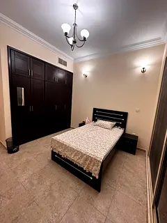 Master room with attached Washroom and attached balcony ( Near MOE andInsurance Market metro)