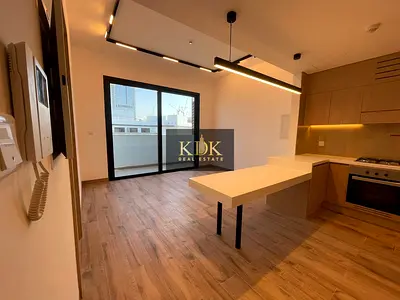 شقة بغرفة نوم واحدة | سكن أوكلي سكوير | الوصول إلى الشرفة والمسبح