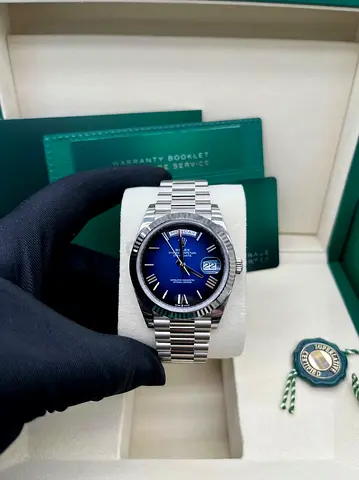 SC Rolex DayDate 40 Ombré Blue 1-1