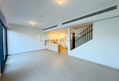 Spacious | Near to Park | Ready to Move