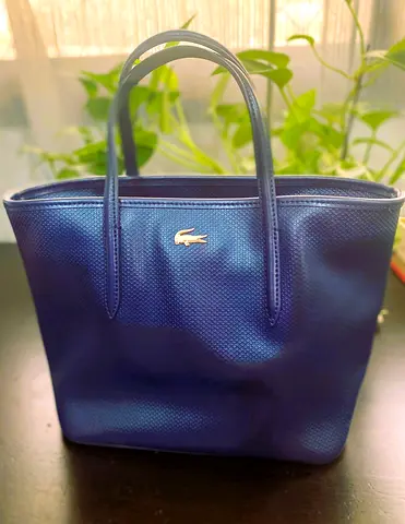 Lacoste navy textured leather tote bag - good condition