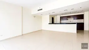 2495SQFT NEXT TO MALL & MOSQUE| 2 PARKING |