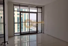 SPACIOUS & BRIGHT | CHILLER IS FREE FOR FIRST YEAR
