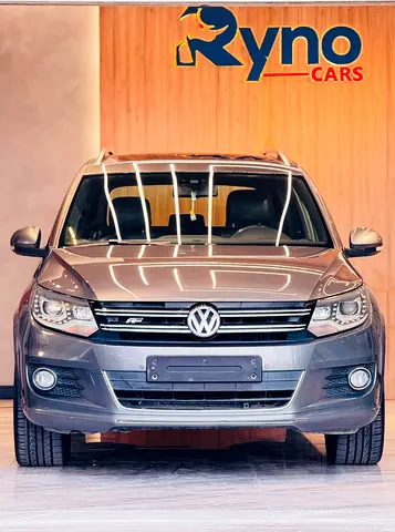 2016 Volkswagen Tiguan R-Line | GCC Specs | Finance Available