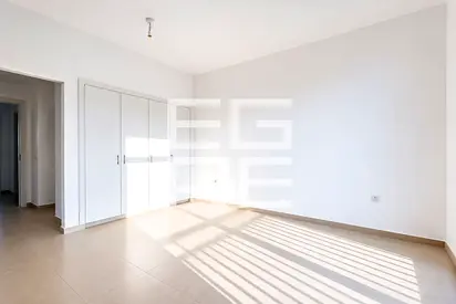 3BR+Maid's | Single Row | Prime Location