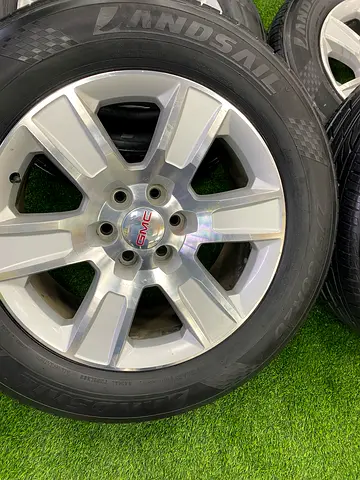 Factory Original wheels GMC