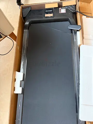 SPARNOD STH-3004 WalkingPad Treadmill - Compact, Remote Control, Up to 100kg